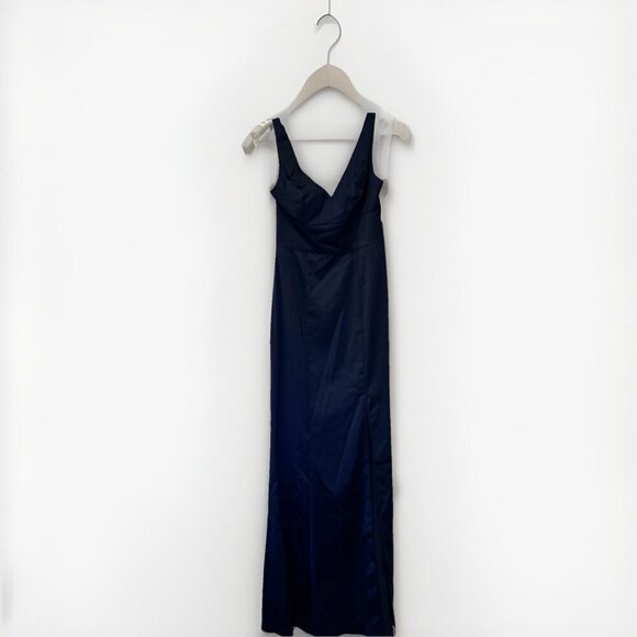 David's Bridal Marine V Neck‎ Stretch Satin Formal Gown Size 0 - Picture 2 of 12